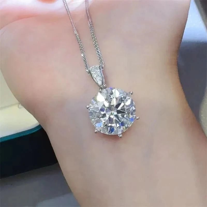 10 Carat Moissanite 925 Sterling Silver Pendant Necklace - ShalayeFashion