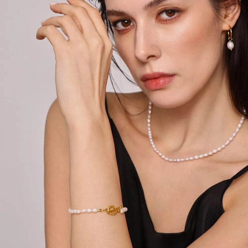 Pearl Necklace, Bracelet and Earrings 4 - Piece Jewelry Set - ShalayeFashion