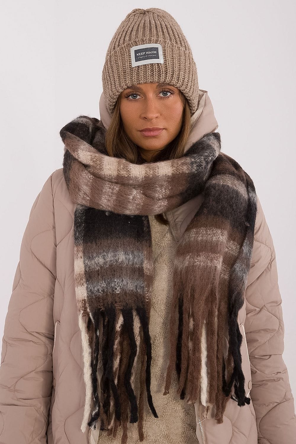 Women Check Pattern Scarf Tassels - ShalayeFashion