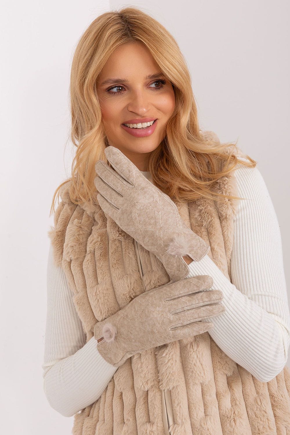 Women's Geometric Pattern Touchscreen Gloves Pom - Poms - ShalayeFashion