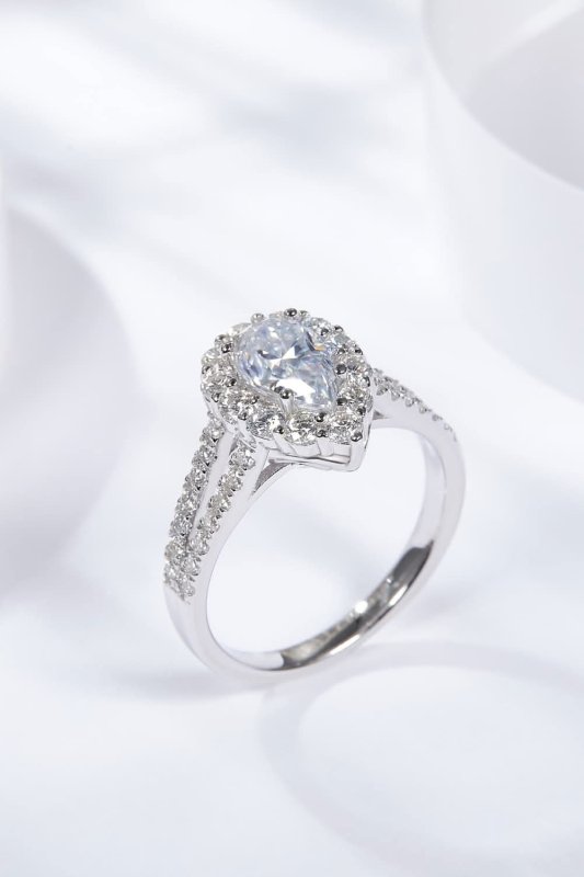 1 Carat Moissanite Teardrop Split Shank Ring - ShalayeFashion