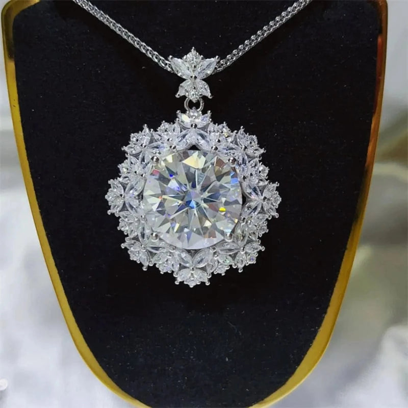 10 Carat Moissanite 925 Sterling Silver Necklace - ShalayeFashion