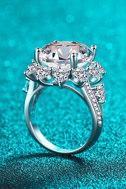 10 Carat Moissanite Flower - Shaped Ring - ShalayeFashion
