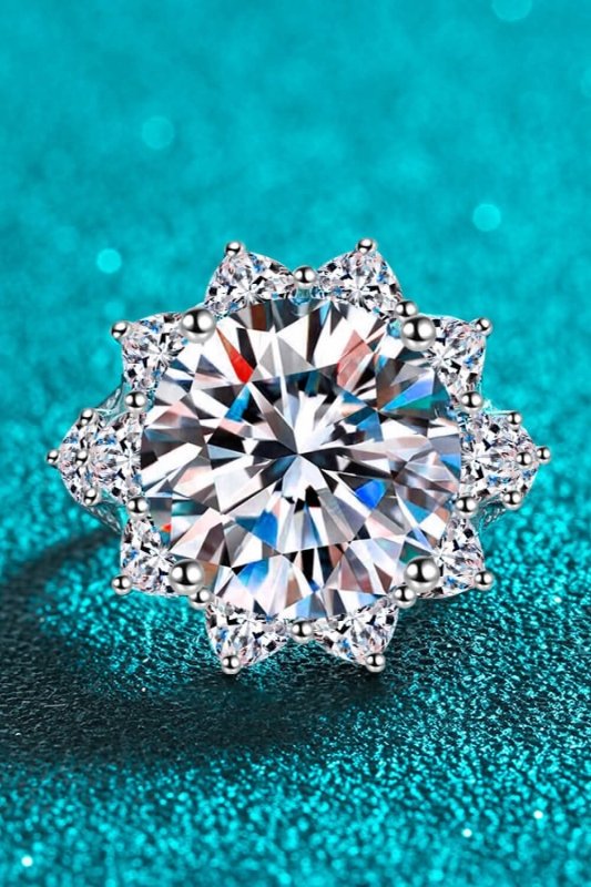 10 Carat Moissanite Flower - Shaped Ring - ShalayeFashion