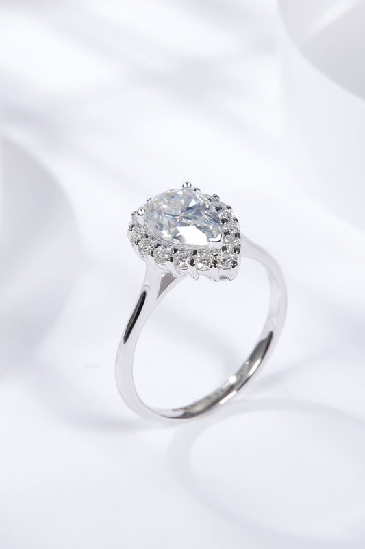 1.5 Carat Moissanite Teardrop Ring - ShalayeFashion