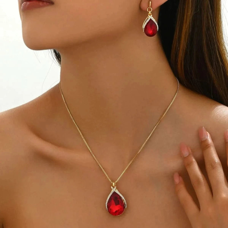 18K Gold - Plated Rhinestone Teardrop Necklace and Earrings Jewelry Set - ShalayeFashion