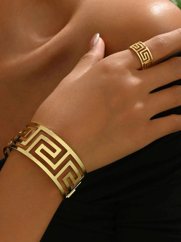 18K Gold - Plated Stainless Steel Geometric Bracelet and Ring Jewelry Set - ShalayeFashion