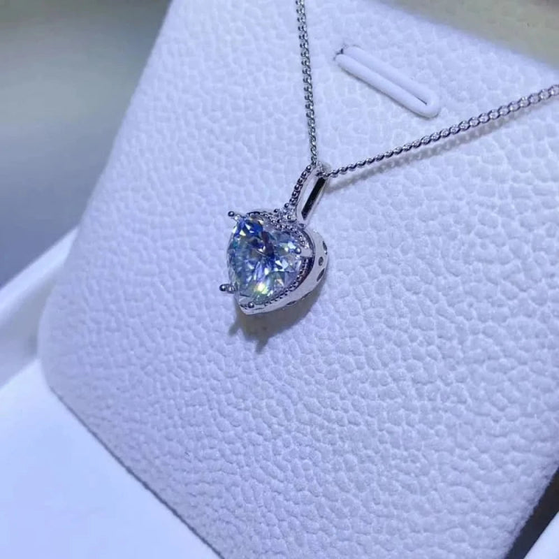 2 Carat Moissanite 925 Sterling Silver Necklace - ShalayeFashion