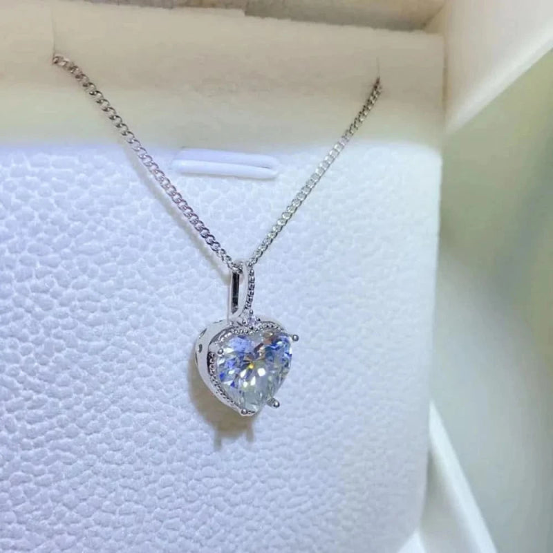 2 Carat Moissanite 925 Sterling Silver Necklace - ShalayeFashion