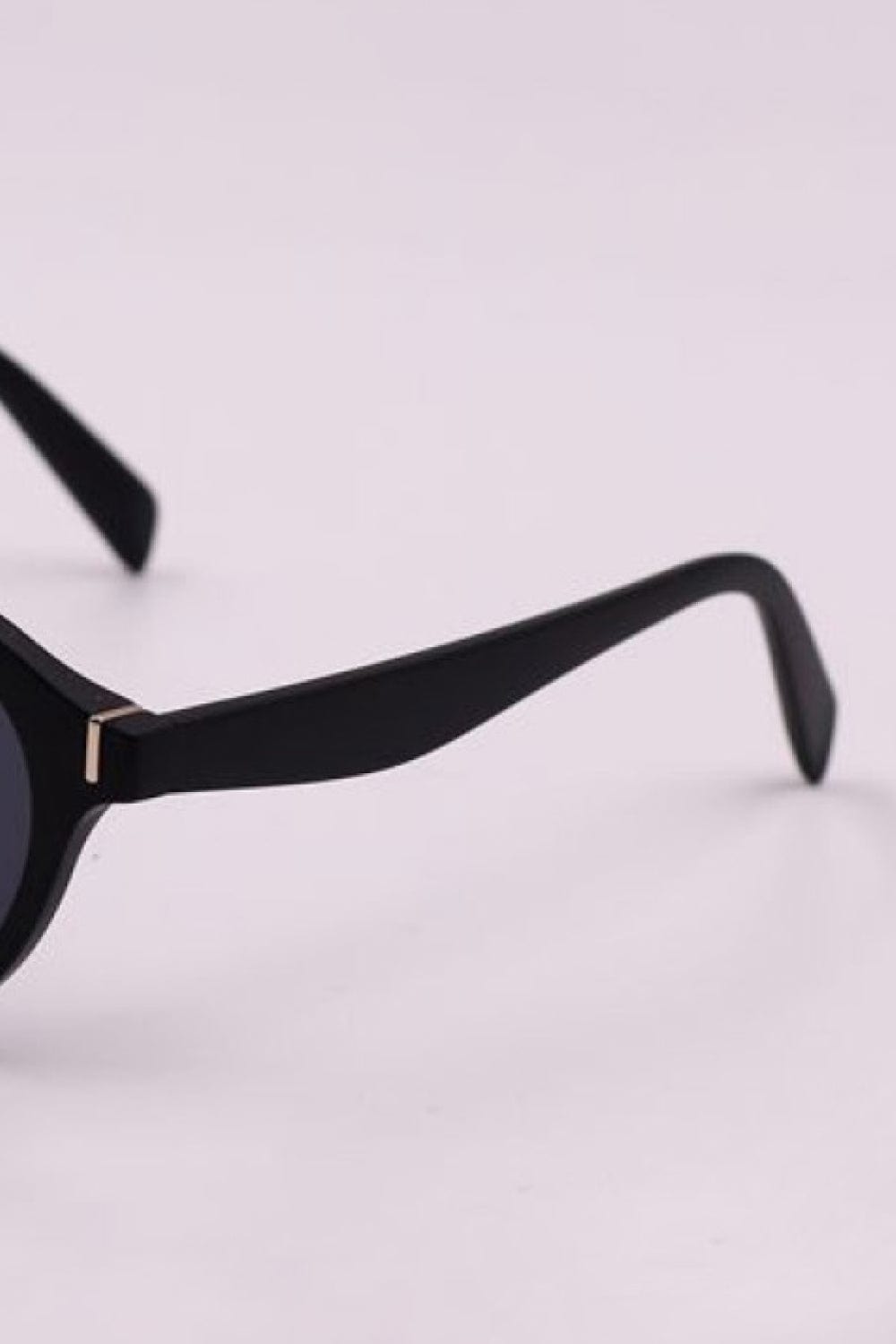 3 - Piece Round Polycarbonate Full Rim Sunglasses - ShalayeFashion