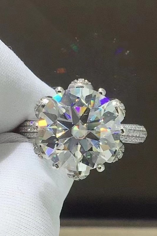 5 Carat Moissanite Side Stone Ring - ShalayeFashion