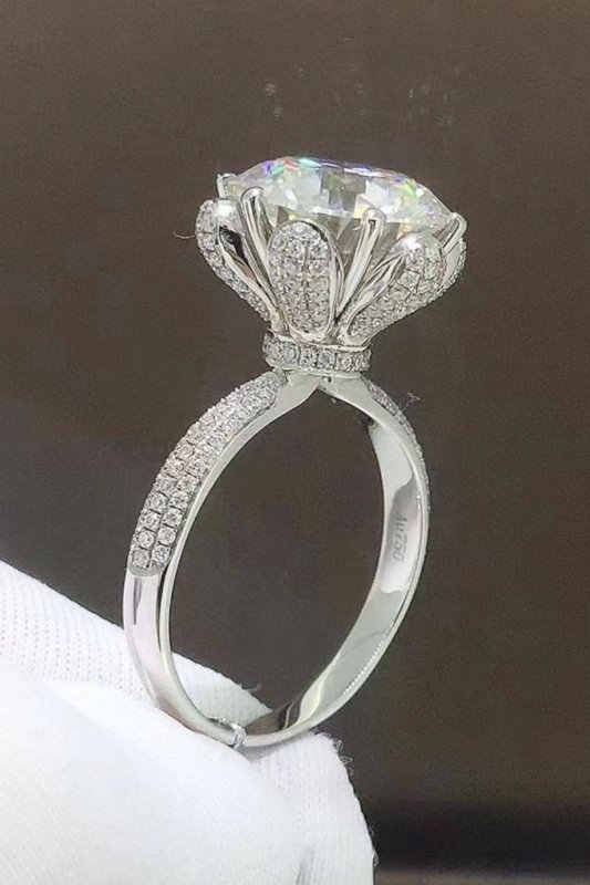 5 Carat Moissanite Side Stone Ring - ShalayeFashion