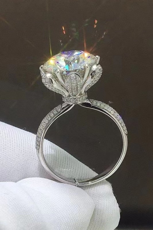 5 Carat Moissanite Side Stone Ring - ShalayeFashion