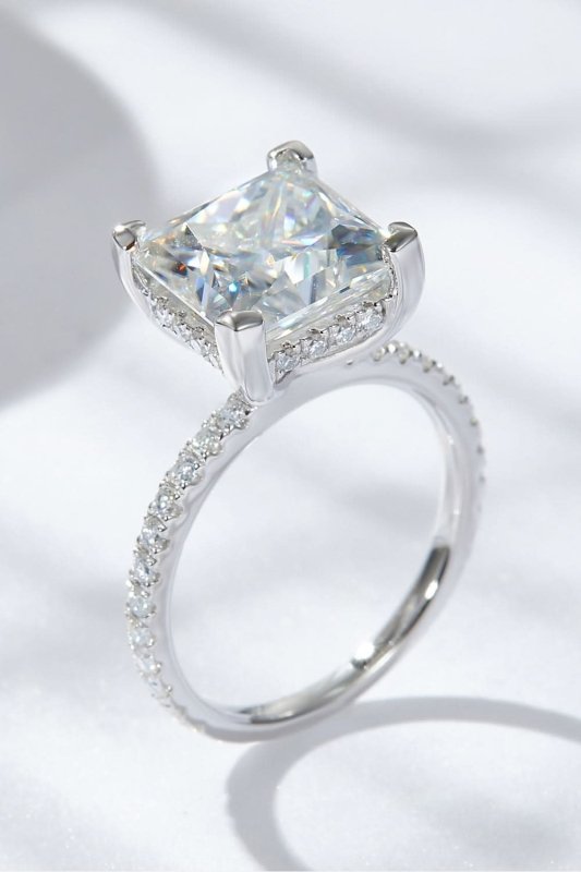 5.52 Carat Moissanite Side Stone Ring - ShalayeFashion
