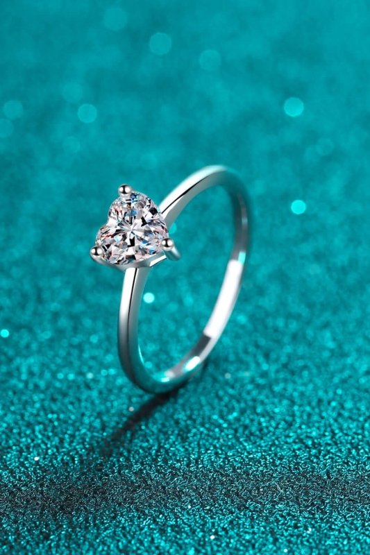 925 Sterling Silver Heart - Shaped Moissanite Solitaire Ring - ShalayeFashion