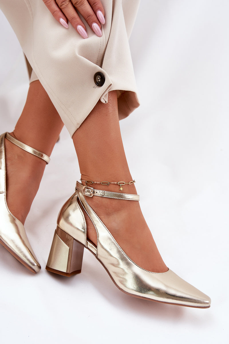 Women's Natural Leather Block Heel Buckle