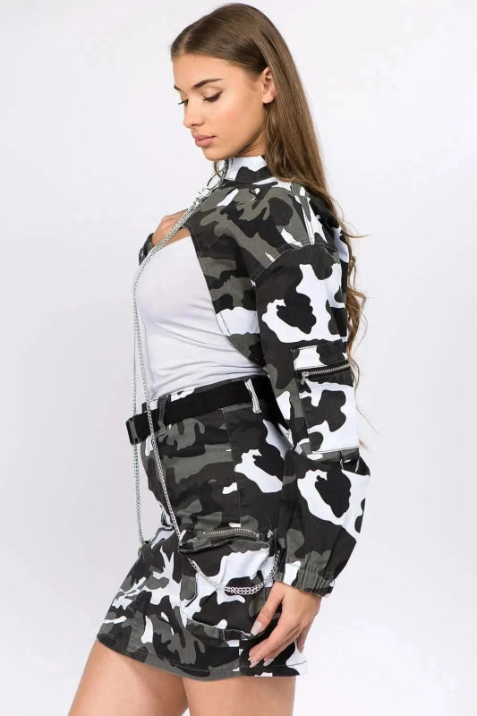 American Bazi Camouflage Cropped Jacket with Chains - ShalayeFashion