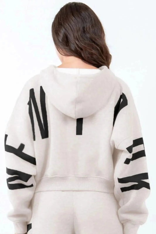 American Bazi Letter Graphic Long Sleeve Drawstring Cropped Hoodie - ShalayeFashion