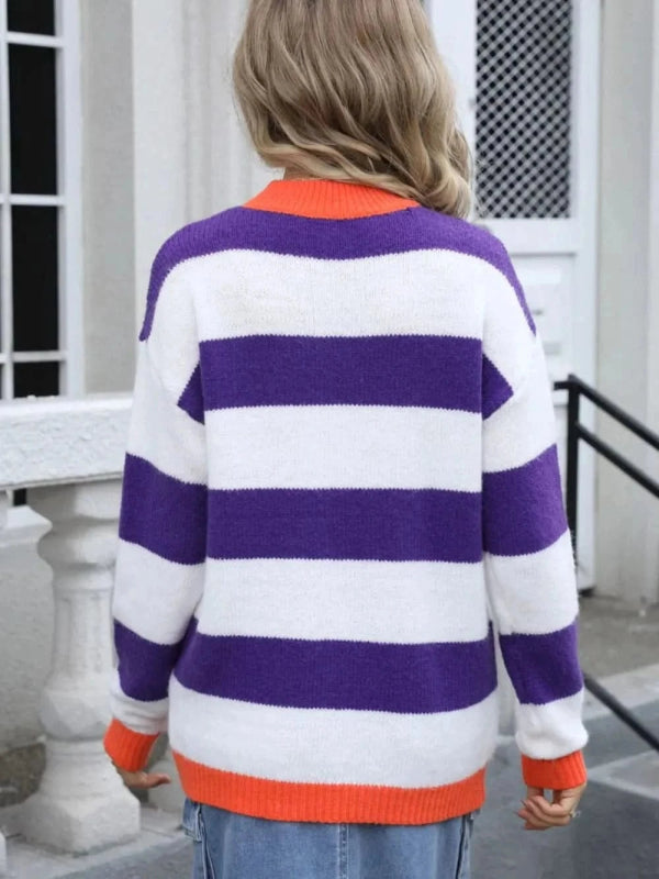 Angel Wings Contrast Striped Round Neck Sweater - ShalayeFashion