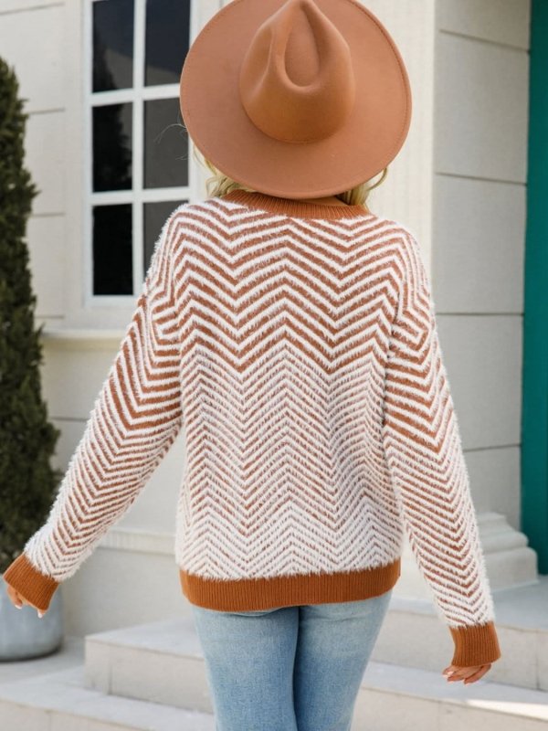 Angel Wings Round Neck Long Sleeve Sweater - ShalayeFashion