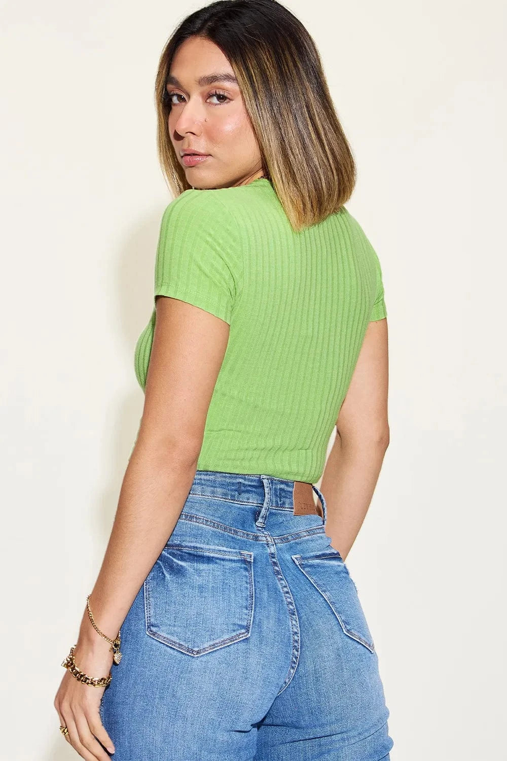 Basic Bae Full Size Ribbed Round Neck Short Sleeve T-Shirt - ShalayeFashion