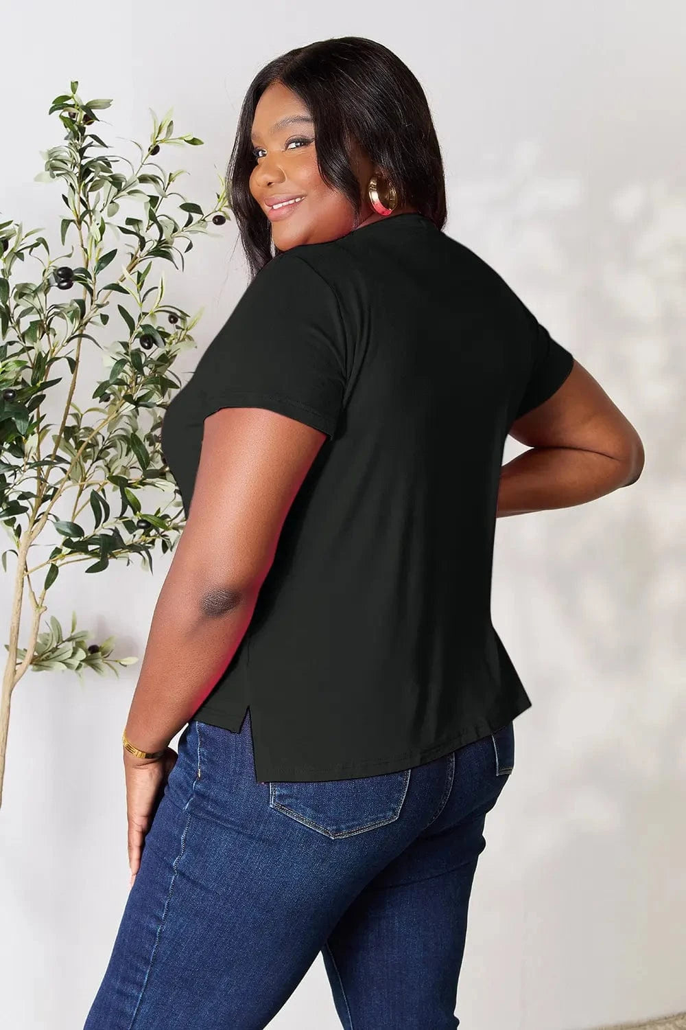 Basic Bae Full Size Round Neck Short Sleeve T-Shirt Plus Size - ShalayeFashion
