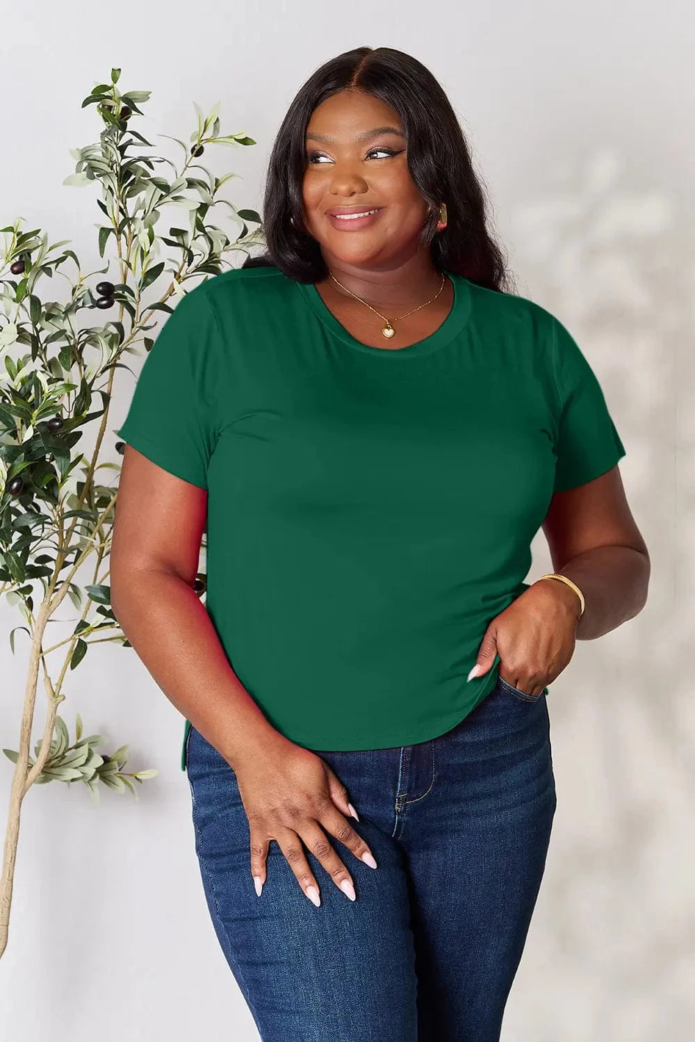 Basic Bae Full Size Round Neck Short Sleeve T-Shirt Plus Size - ShalayeFashion