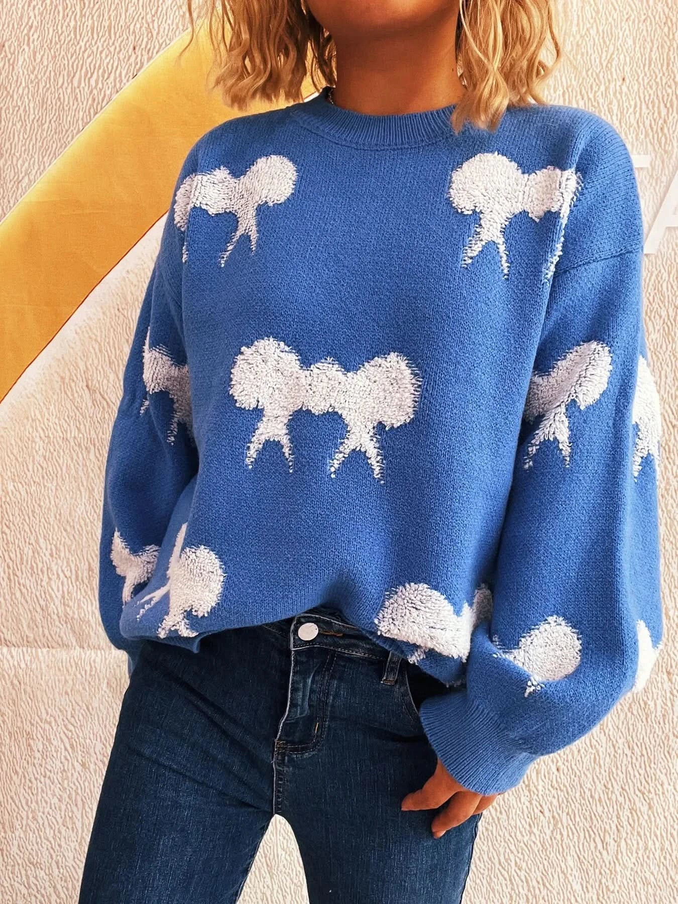 Bow Pattern Round Neck Sweater - ShalayeFashion