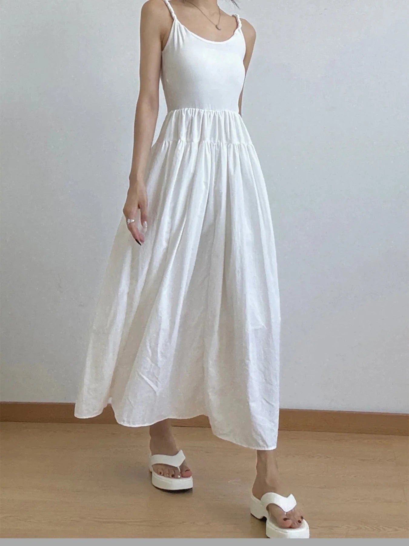 Casual Scoop Neck Cami Dress - ShalayeFashion
