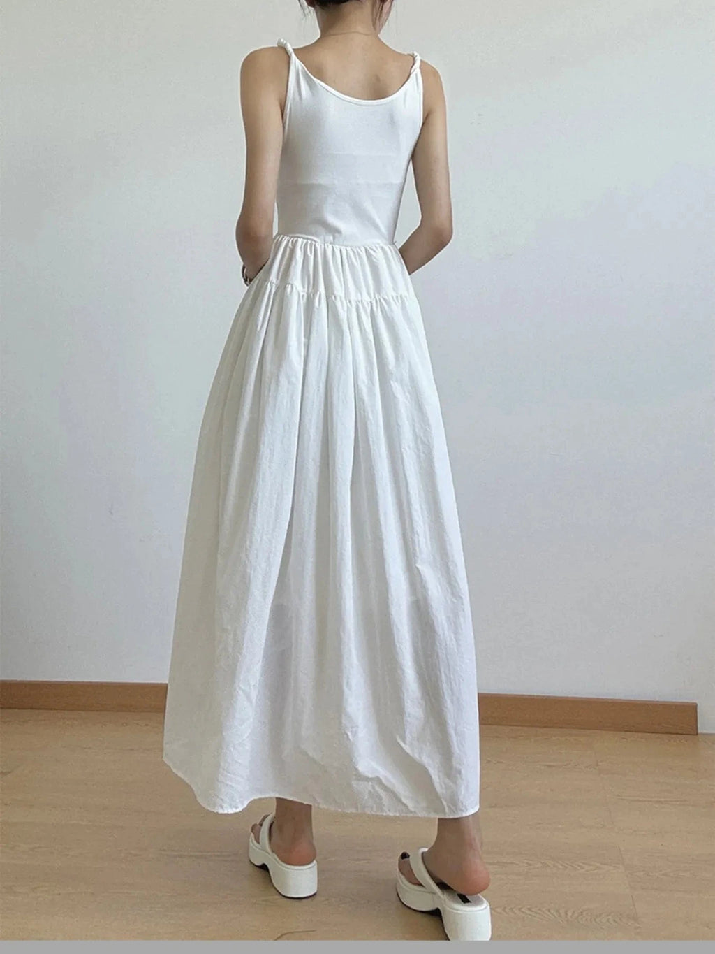 Casual Scoop Neck Cami Dress - ShalayeFashion