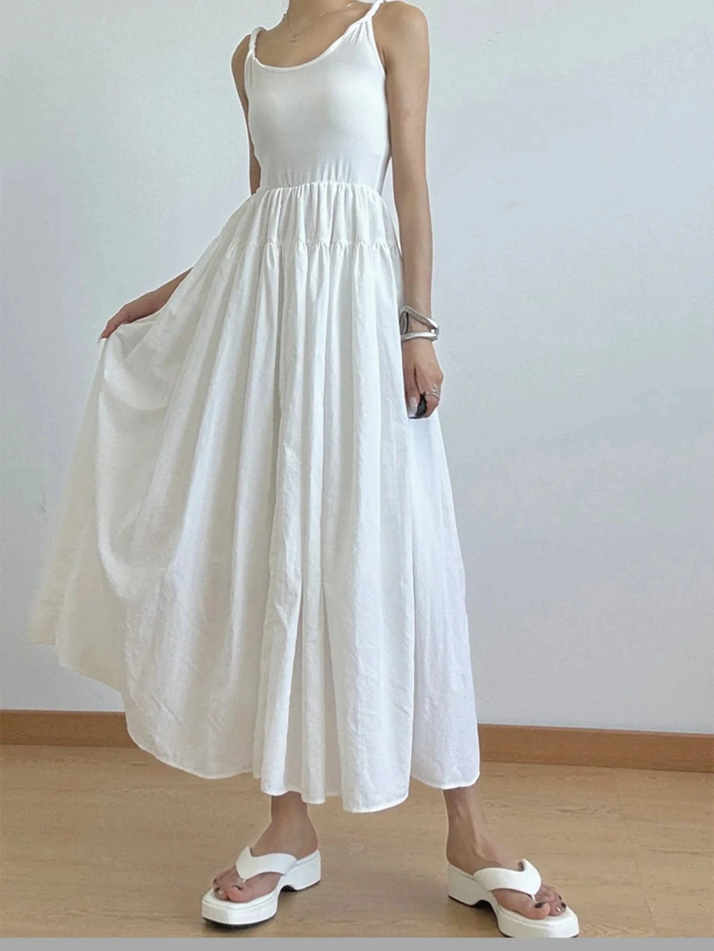 Casual Scoop Neck Cami Dress - ShalayeFashion