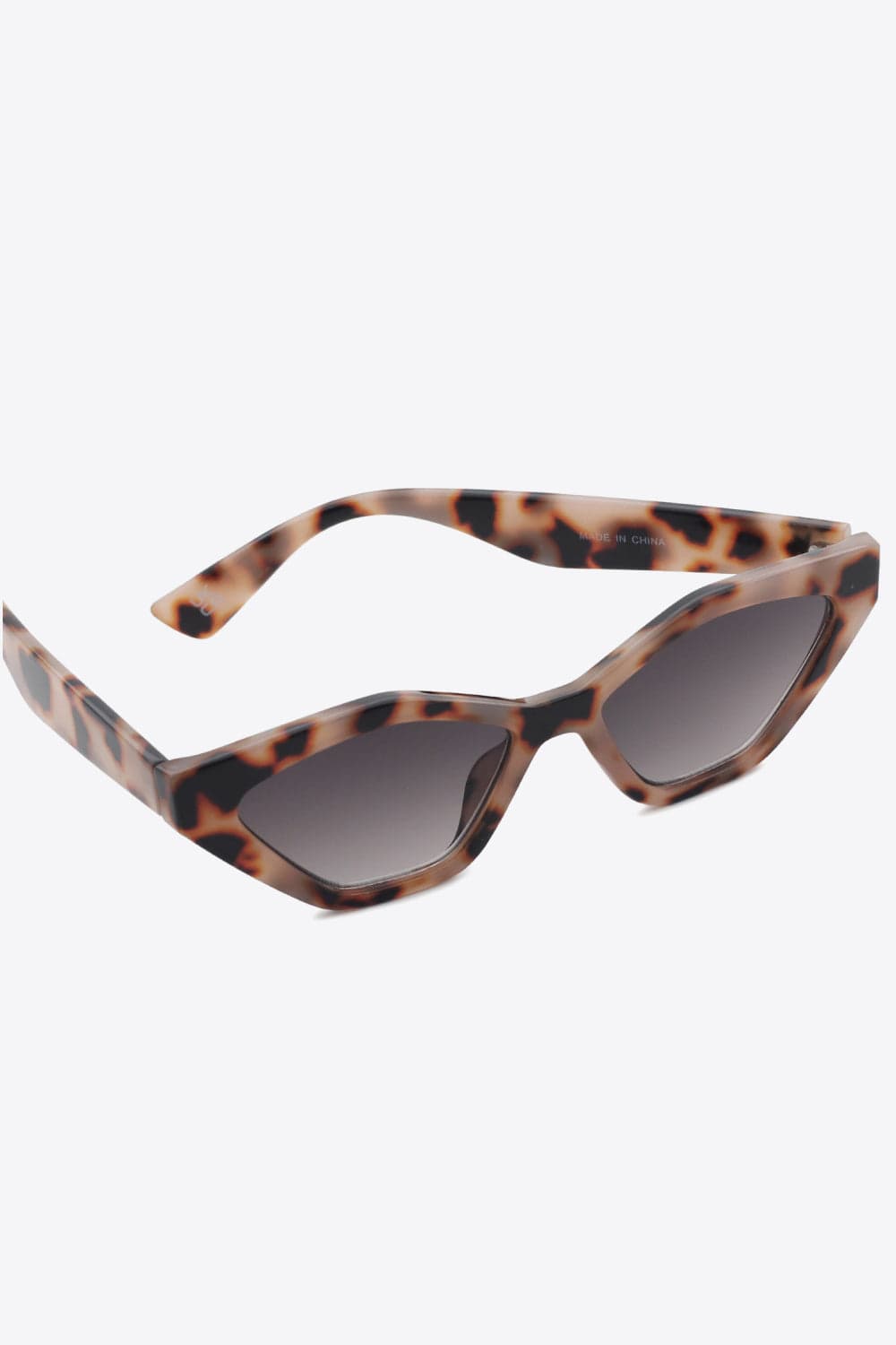 Cat Eye Polycarbonate Sunglasses - ShalayeFashion