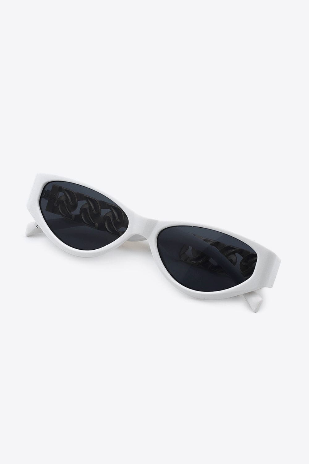 Chain Detail Temple Cat Eye Sunglasses - ShalayeFashion