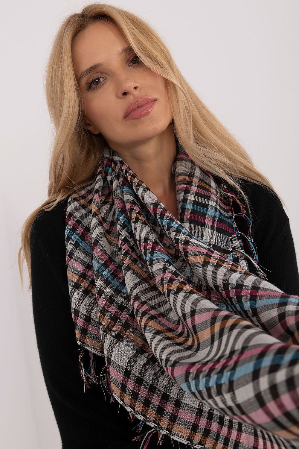 Checked Arab Scarf Neckerchief Women - ShalayeFashion