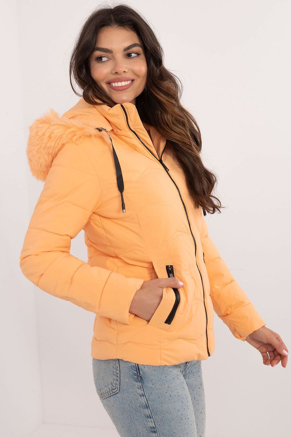 Chic Women’s Short Quilted Jacket - ShalayeFashion