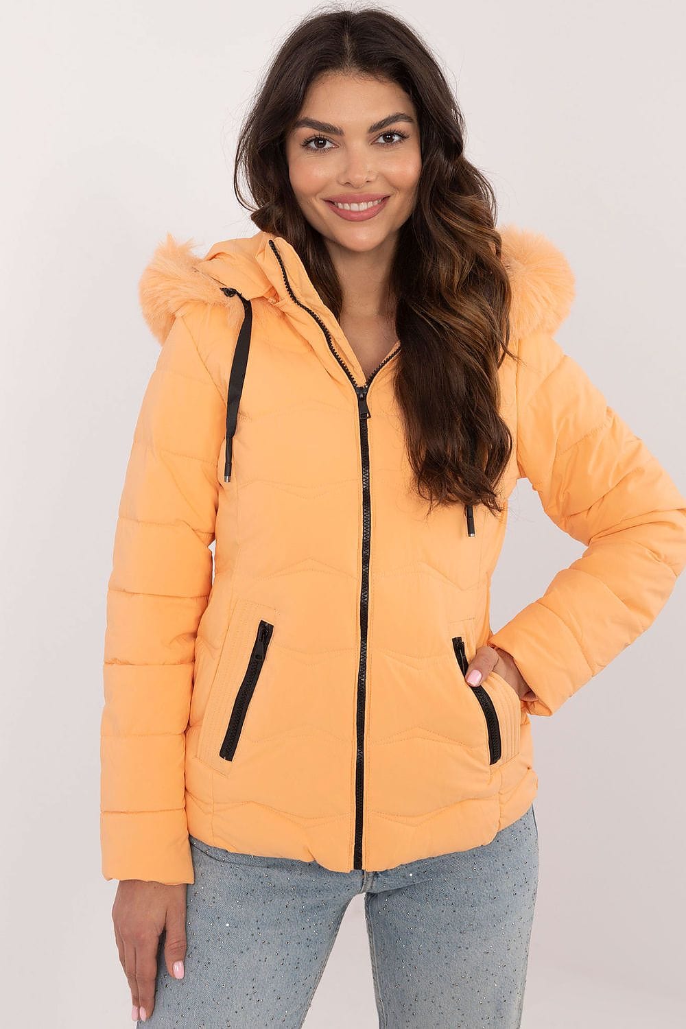 Chic Women’s Short Quilted Jacket - ShalayeFashion