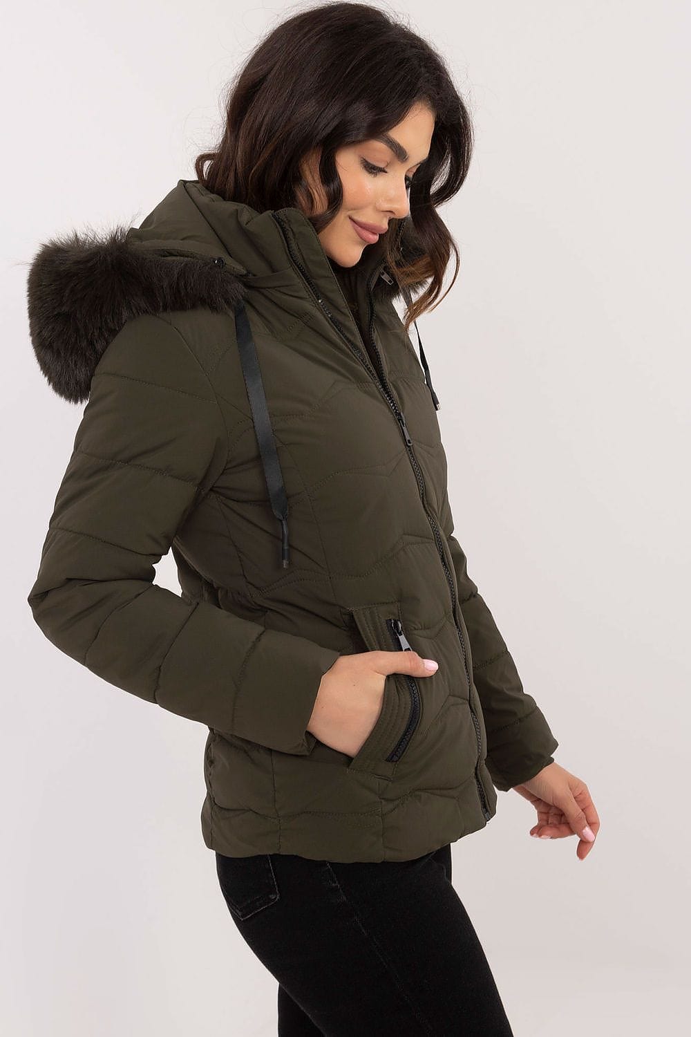 Chic Women’s Short Quilted Jacket - ShalayeFashion