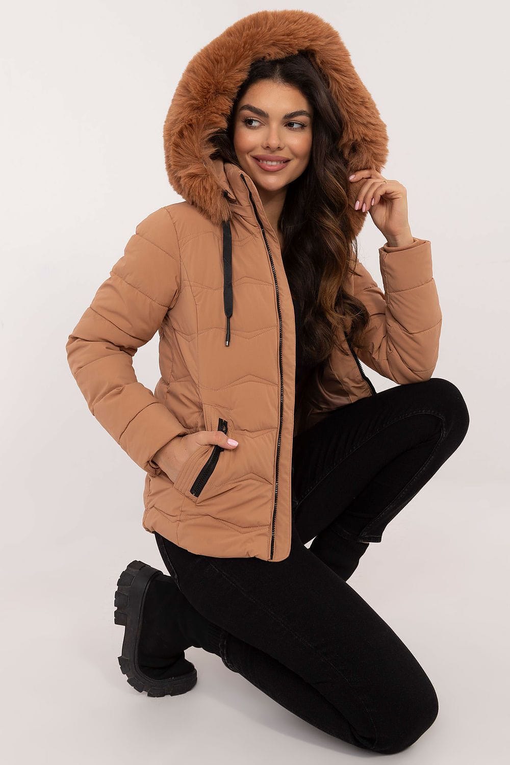 Chic Women’s Short Quilted Jacket - ShalayeFashion