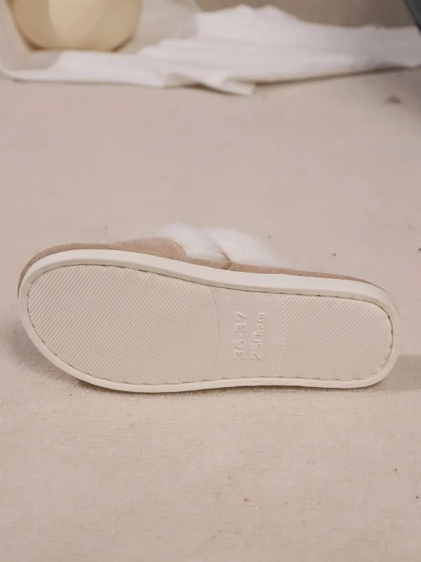 Contrast Faux Fur Round Toe Slippers - ShalayeFashion