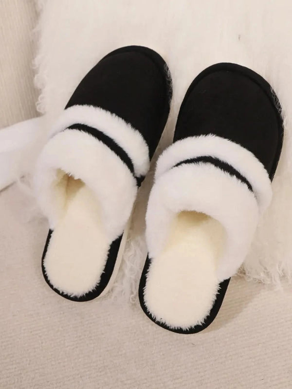 Contrast Faux Fur Round Toe Slippers - ShalayeFashion