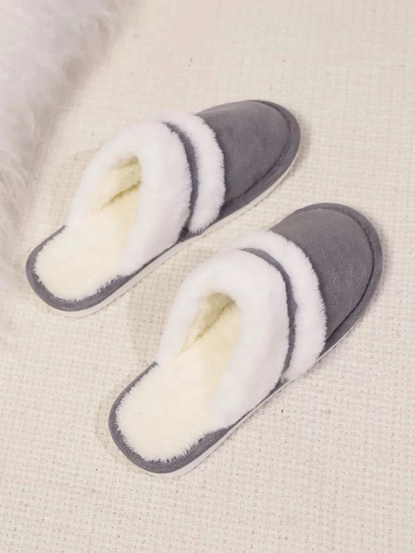 Contrast Faux Fur Round Toe Slippers - ShalayeFashion