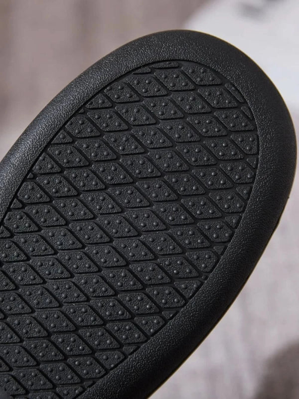 Contrast Round Toe Flat Slippers - ShalayeFashion
