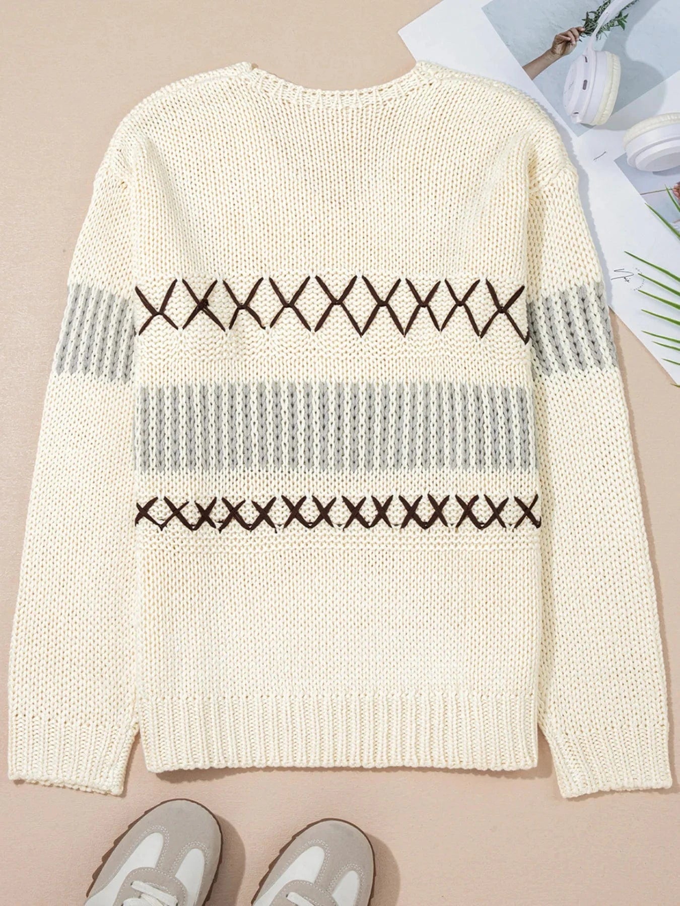 Contrast Stitch Detail V Neck Drop Shoulder Sweater - ShalayeFashion