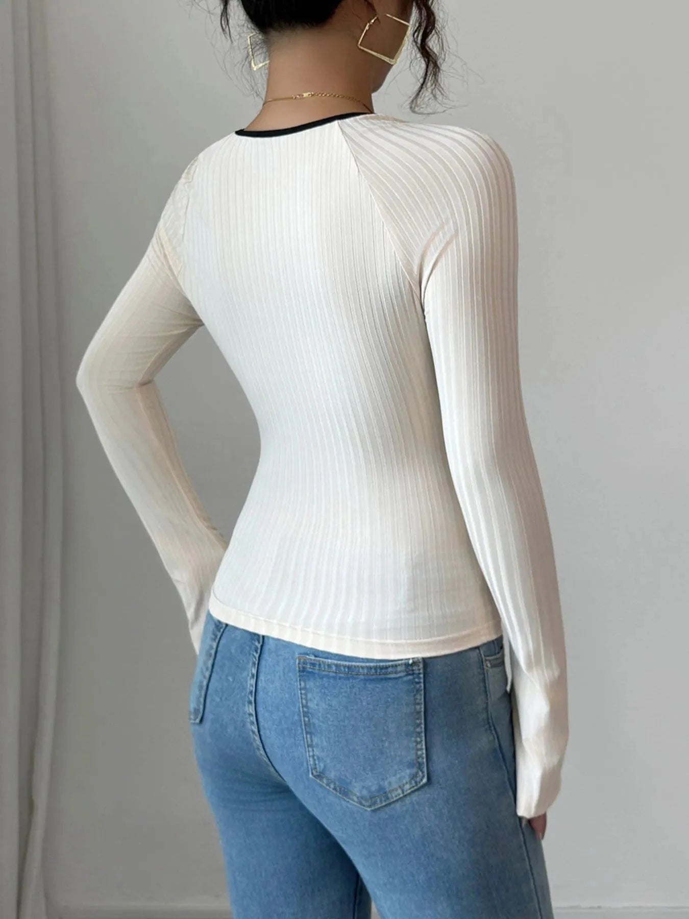 Contrast Trim Long Sleeve T-Shirt - ShalayeFashion