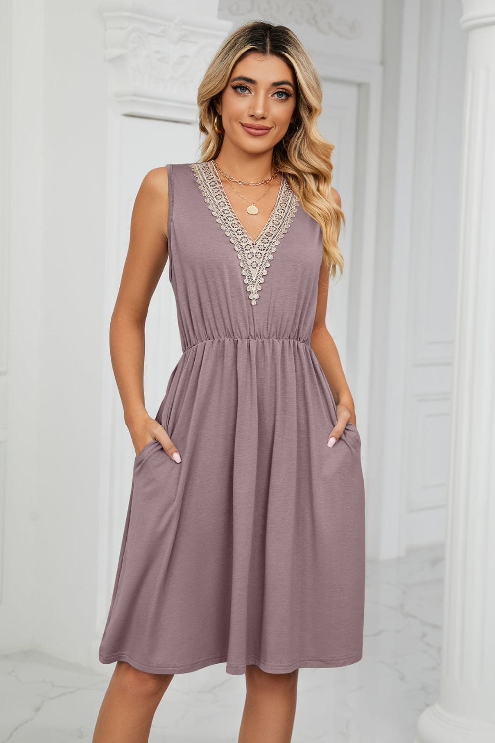 Contrast V - Neck Sleeveless Dress - ShalayeFashion