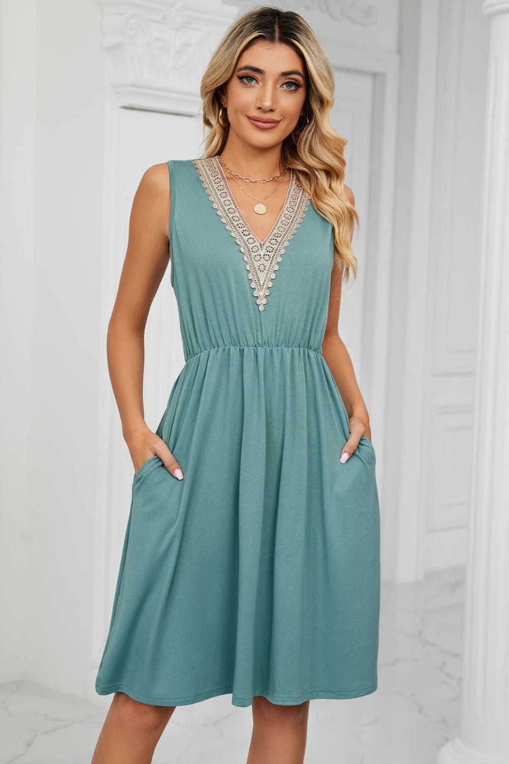 Contrast V - Neck Sleeveless Dress - ShalayeFashion