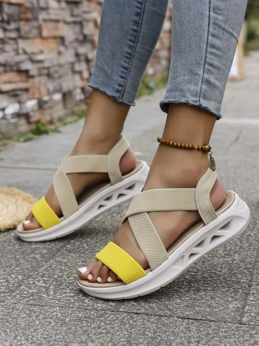 Crisscross Open Toe Platform Sandals - ShalayeFashion