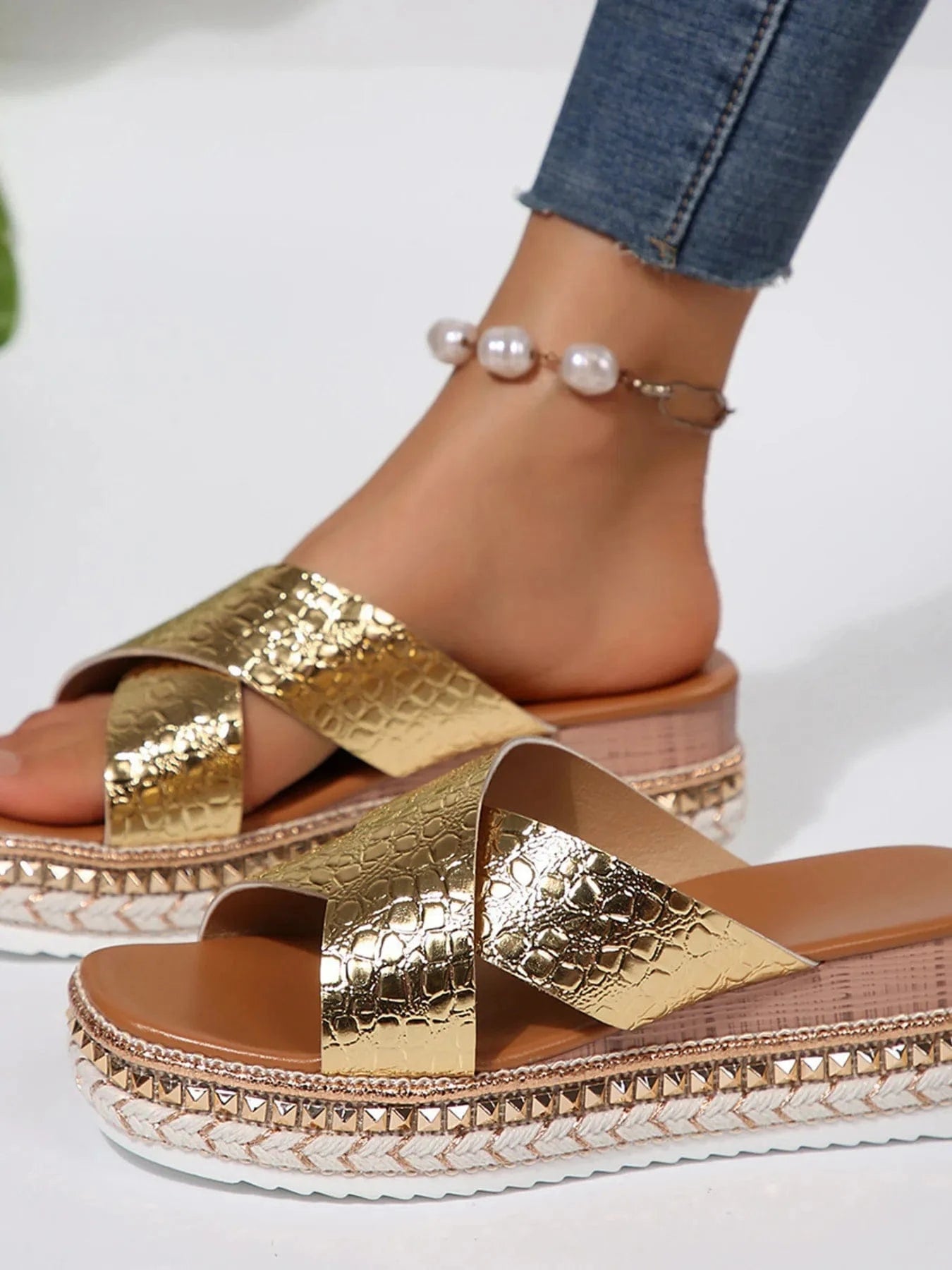 Cross - Strap Platform Sandals - ShalayeFashion