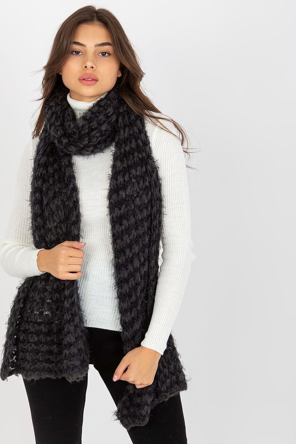 Elegant Warm Women’s Knitted Scarf - ShalayeFashion