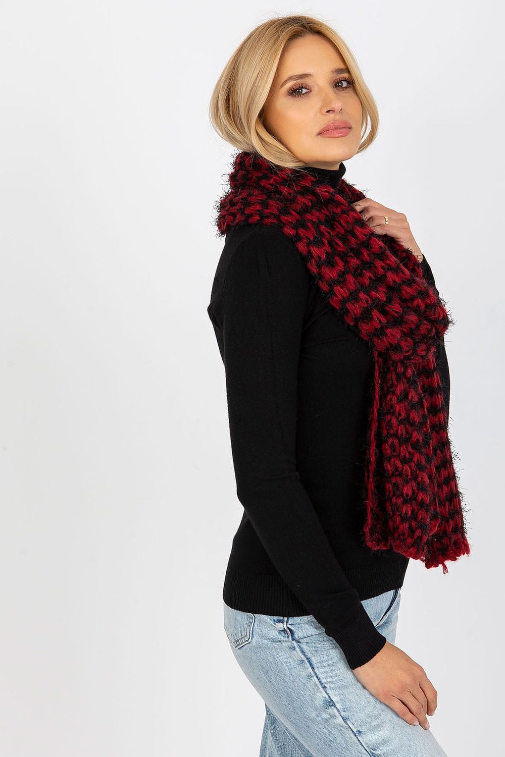 Elegant Warm Women’s Knitted Scarf - ShalayeFashion